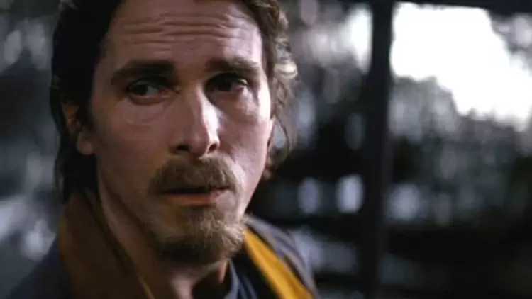 在《黑暗騎士崛起》的開頭，蝙蝠俠已經有多久沒有在哥譚出現了？