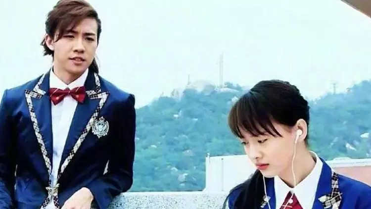 “喂，可不可以不要在這裡聽MP3？”