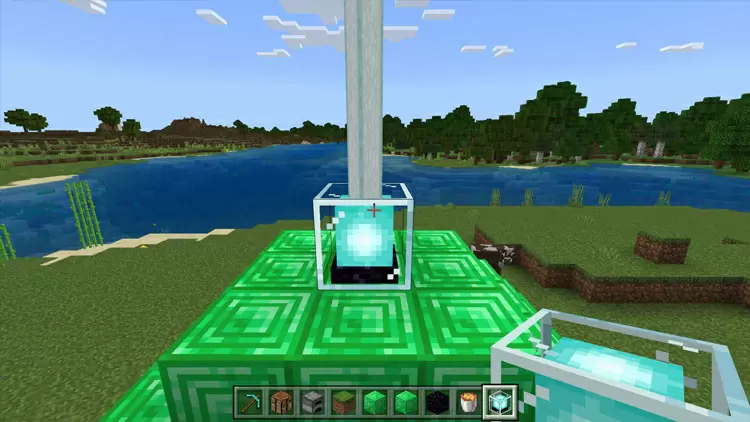 在《Minecraft》中,製作鑽石鎬需要什麼材料?
