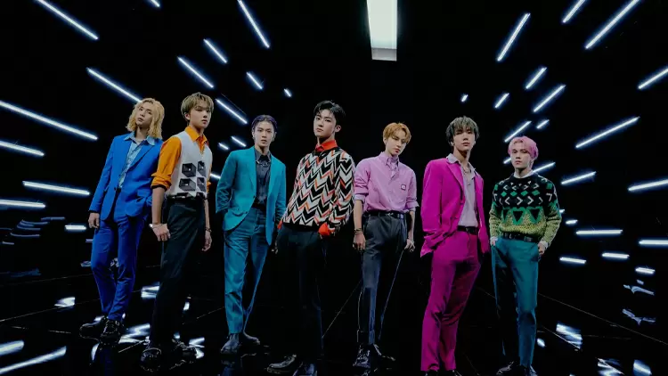 NCT的哪個小分隊發行了《Ridin》這首歌？