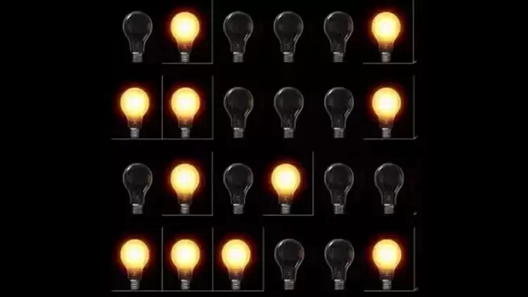 請在10秒內完成這張圖表的記憶。 請告訴我第五列點亮了多少個燈泡？