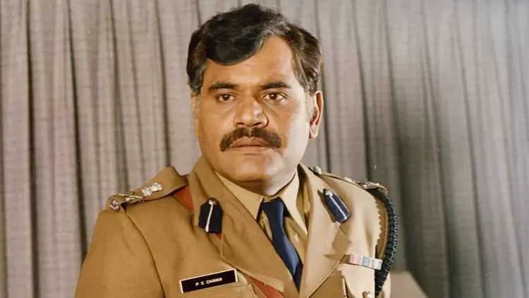 你是古爾汗，塔拉·辛格的忠實朋友。