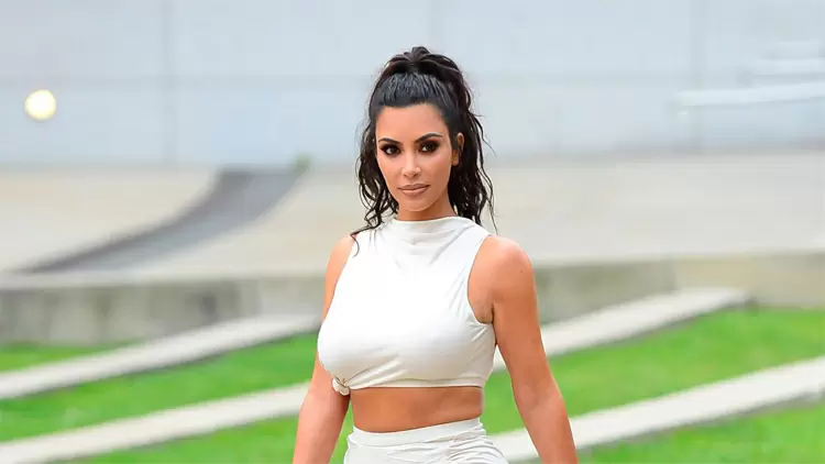 你是金卡戴珊！