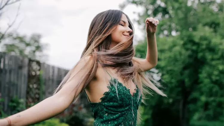 讓我們從一個簡單的問題開始，你今天感覺如何？