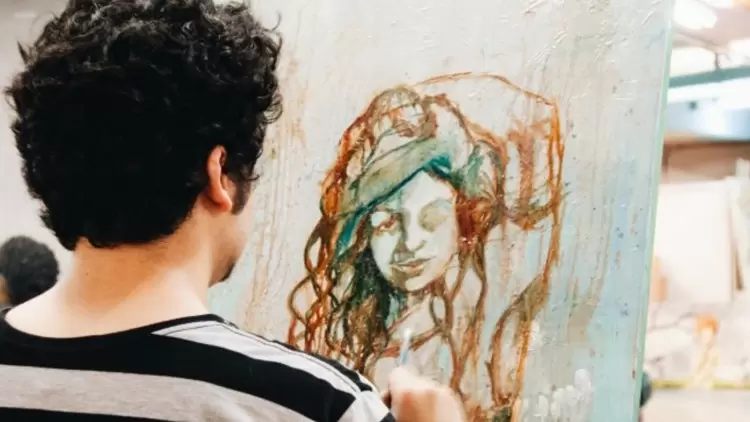 你應該畫一個人形