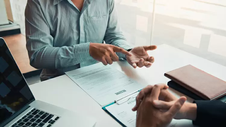 你如何看待自己的能力和成就：