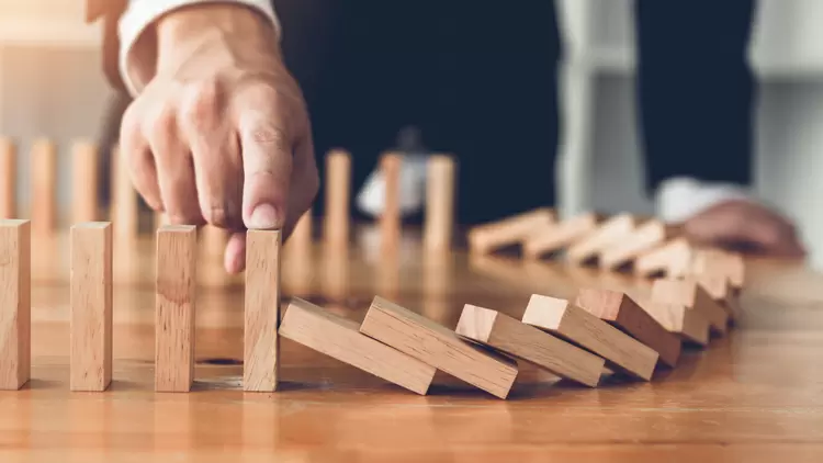 你如何看待生活中的風險和不確定性：