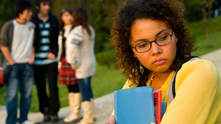 你是否感到與他人疏離或與社會脫節?