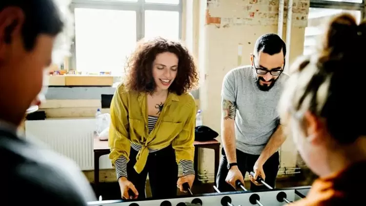 我喜歡成群結隊地出去玩。