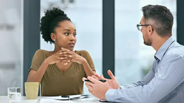 你覺得自己無法與周遭的人交流