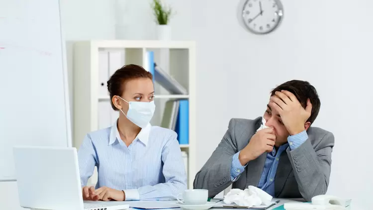  即使生病，我也會去上班。