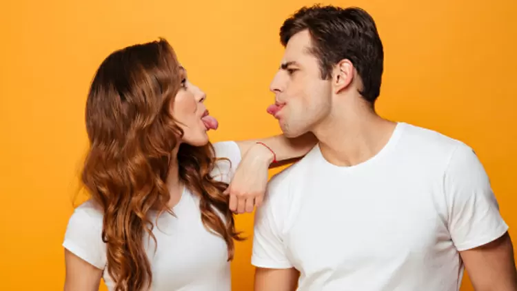 他會跟你開玩笑嗎？