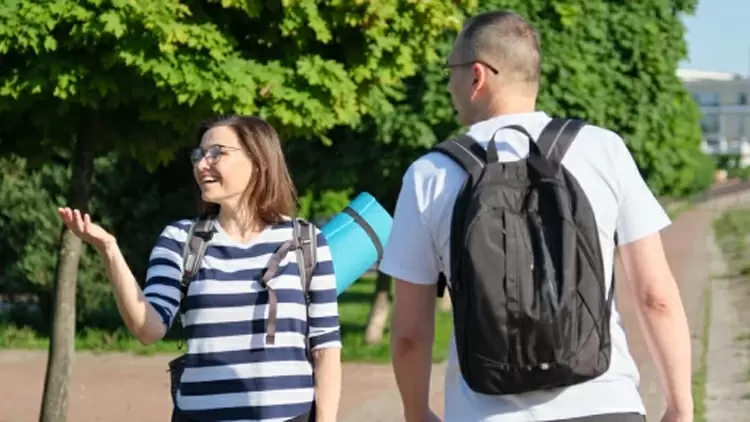 你會模仿他說話的方式嗎？