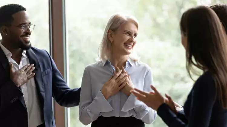 我喜歡接受讚美，當我的才華被肯定時，是我最高興的一件事，一旦覺得自己被忽視時，我會想辦法博取他人對我的讚賞。