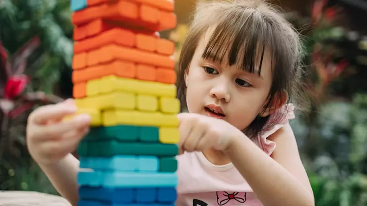 我喜歡抽象思考的工作，不喜歡動手的工作。