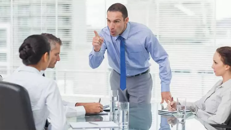 有些人太霸道，有時明明知道別人是對的，也要和其他人對著幹。