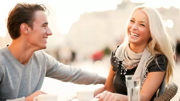 你通常會在建立新的人際關係時感到：