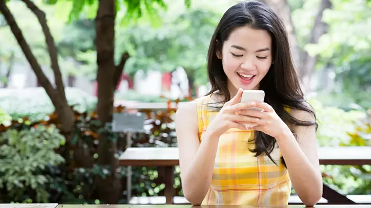 你對與陌生人閒聊的適應程度如何?