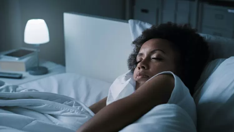 晚上準備睡覺時: