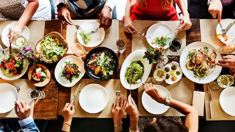 你在社交聚會或活動中是否因為食物選擇有限而難以進食?