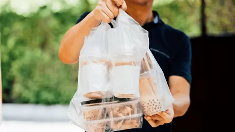 外送的奶茶送錯了口味,你會怎麼做?