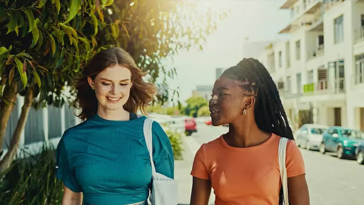 你的朋友中同性多還是異性多？