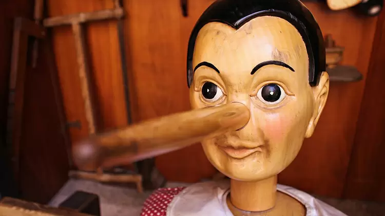 如果你的朋友要你保守一個會傷害他人的謊言，你會怎麼做？