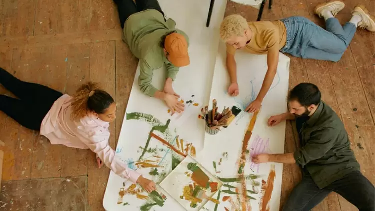 我會打電話給剛認識的人約時間一起做事情。