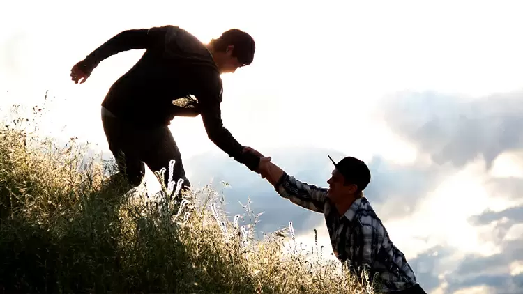 別人遇到麻煩時，我真誠地關心他人。