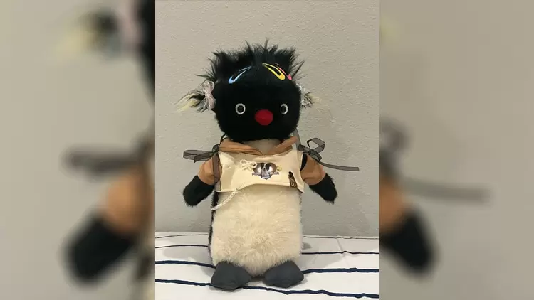 炸毛企鵝Ronnie Rockhopper Penguin